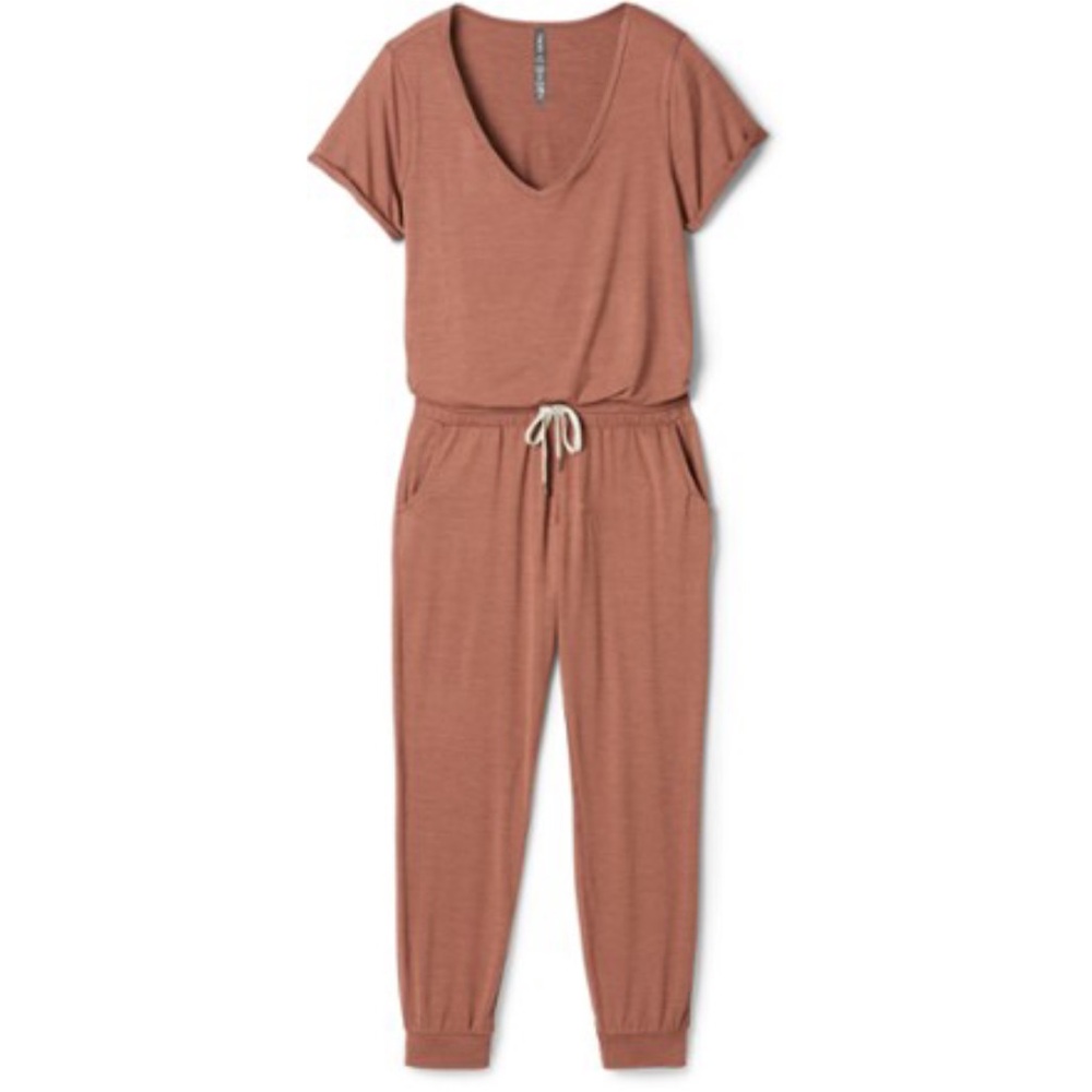 NWOT Vuori All Day Romper